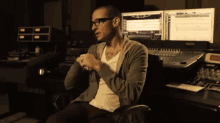 Chester Linkin Park GIF - Chester Linkin Park Recording GIFs