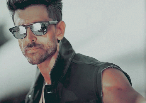 Hrithik Hrithik Roshan GIF - Hrithik Hrithik Roshan Handsome - Discover &  Share GIFs