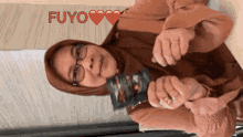 Fuyoo Pointing GIF - Fuyoo Pointing Product GIFs