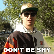 Don'T Be Shy Danny Mullen GIF - Don'T Be Shy Danny Mullen Be Bold GIFs