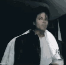 Michael Jackson King Of Pop GIF - Michael Jackson King Of Pop Awkward GIFs