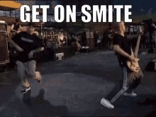Get On Smite Smite GIF - Get On Smite Smite Limp Bizkit GIFs