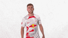blowing bubblegum timo werner rb leipzig chewing gum look what i can do