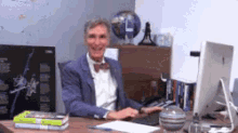 Check This Out GIF - Bill Nye Amused Laughing GIFs