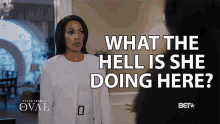 What The Hell Is She Doing Here Kron Moore GIF - What The Hell Is She Doing Here Kron Moore Victoria Franklin GIFs