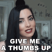 Give Me A Thumbs Up Bilintina GIF - Give Me A Thumbs Up Bilintina Bilintina Makeup GIFs