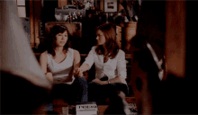 Emily Deschanel Michaela Conlin GIF - Emily Deschanel Michaela Conlin Temperance Brennan GIFs