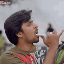 Brushing Teeth Rama Chakkani Seetha GIF - Brushing Teeth Rama Chakkani Seetha Movies GIFs