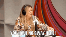 Kelly Clarkson Elvis Duran And The Morning Show GIF - Kelly Clarkson Elvis Duran And The Morning Show You Have No Power Here GIFs