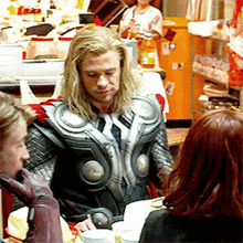 Thor Eating GIF - Thor Eating Hahaha GIFs