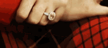 Kelly Clarkson Put A Ring On It GIF - Kelly Clarkson Put A Ring On It Haha GIFs