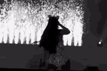 Ariana Ariana Grande GIF - Ariana Ariana Grande Honeymoon Tour GIFs