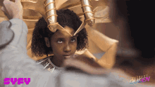 Crown Vagrant Queen GIF - Crown Vagrant Queen Wearing A Crown GIFs
