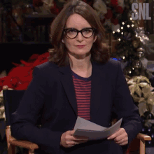 Laughing Tina Fey GIF - Laughing Tina Fey Saturday Night Live GIFs