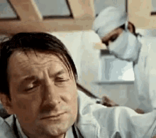 вицин трус боится укол врач кавказская пленница GIF - Afraid Scared Coward GIFs