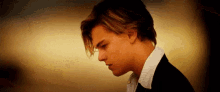 Leonardo Dicaprio 90s GIF - Leonardo Dicaprio 90s Stare GIFs