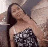 Popcraye Woman In Front Of Fire Smiling GIF - Popcraye Woman In Front Of Fire Smiling GIFs