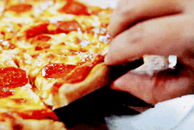 Pizza gif. Смешная пицца. Пицца анимация. Пицца gif. Вкусная пицца гиф.