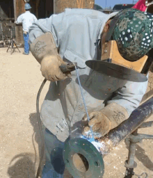 Welding That GIF - Welding That Pipe GIFs