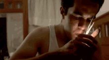Nicolas De Llaca Fumando GIF