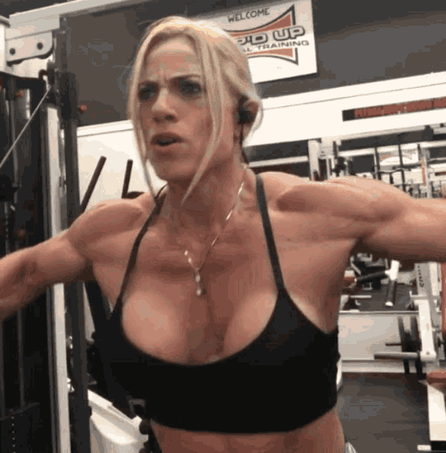 Boobs Workout GIF - Boobs Workout Gym - Discover & Share GIFs