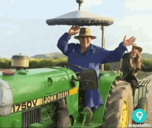 tractor berta ferme fermier chapeau