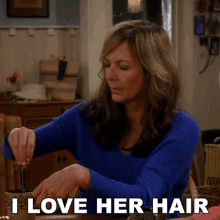 I Love Her Hair Bonnie GIF - I Love Her Hair Bonnie Allison Janney GIFs