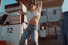 Kristen Stewart Dance GIF - Kristen Stewart Dance Rolling Stones GIFs