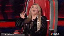 Singing Kelly Clarkson GIF - Singing Kelly Clarkson The Voice GIFs