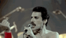 Freddie Mercury Queen GIF - Freddie Mercury Queen Merc GIFs