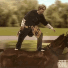Horse Rider Tobey Bird GIF - Horse Rider Tobey Bird Kieran Culkin GIFs