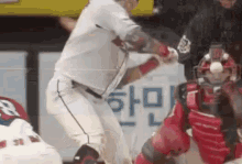 두산 베어스 야구 최주환 홈런 날라간다 GIF - Doosan Bears Baseball GIFs
