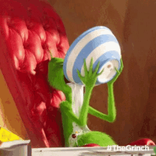 Grinch Eating GIF - Grinch Eating Hungry GIFs