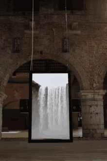 photo frame waterfall