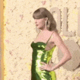 Taylor Swift Red Carpet Taylor Swift GIF - Taylor Swift Taylor Red Carpet Taylor Swift GIFs