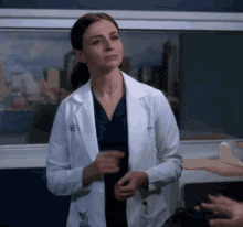 Greys Anatomy Amelia Shepherd GIF - Greys Anatomy Amelia Shepherd Arms Crossed GIFs