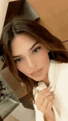 Kendall Jenner Love Me GIF - Kendall Jenner Love Me Attention GIFs