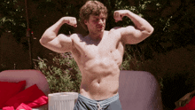 Muscle Muscle Man GIF - Muscle Muscle Man Biceps GIFs