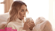 Photoshoot Chilling Out GIF - Photoshoot Chilling Out Coffee Time GIFs