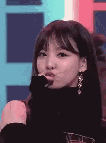 Nayeon Twice GIF - Nayeon Twice Blow Kiss GIFs