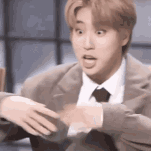 Stray Kids Han Jisung GIF - Stray Kids Han Jisung Interested GIFs