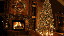 Fireplace Christmas Tree GIF - Fireplace Christmas Tree GIFs