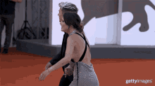 Wave Blow Kiss GIF - Wave Blow Kiss In A Hurry GIFs
