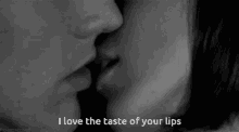 Lips Couples GIF