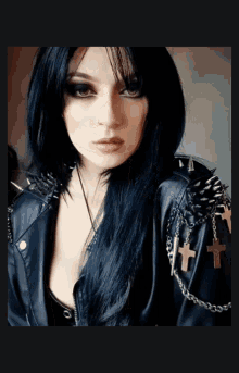 chloe_elizabxth gothic model metal girl rock girl black dress