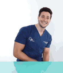 Sarahmcfadyen Dr Mike GIF - Sarahmcfadyen Dr Mike Thumbs Up GIFs