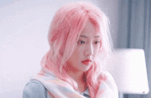 Pink Hair Human Doll GIF - Pink Hair Human Doll Wu Jiayi GIFs
