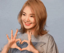 Hyoyeon Cute GIF - Hyoyeon Cute Heart GIFs
