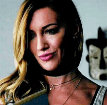 katie cassidy cover versions black canary smile