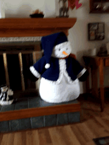 Snowman Shake GIF - Snowman Shake Christmas GIFs